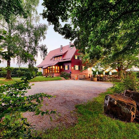 Hotel Kronelamm Im Schwarzwald Бад-Тайнах-Цавельштайн Экстерьер фото