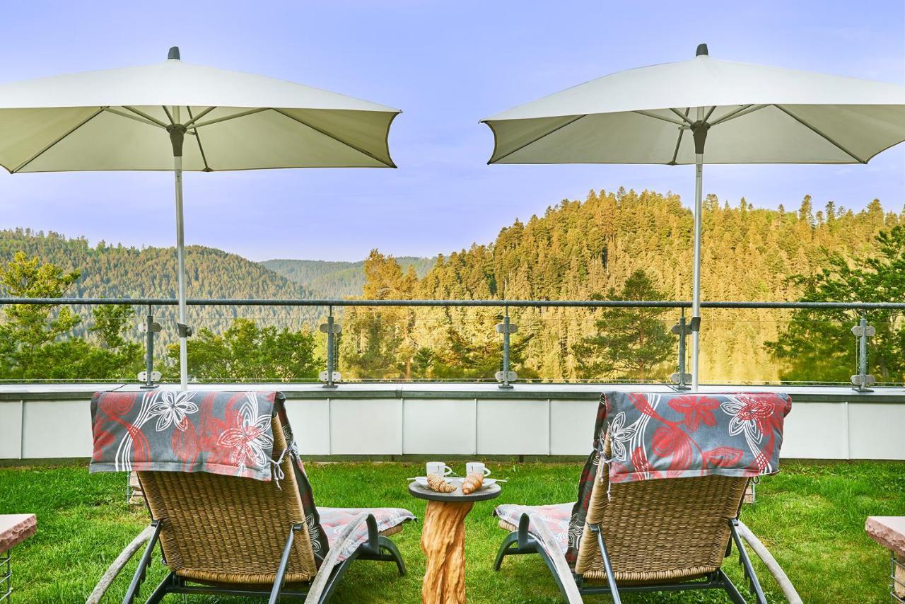 Hotel Kronelamm Im Schwarzwald Бад-Тайнах-Цавельштайн Экстерьер фото