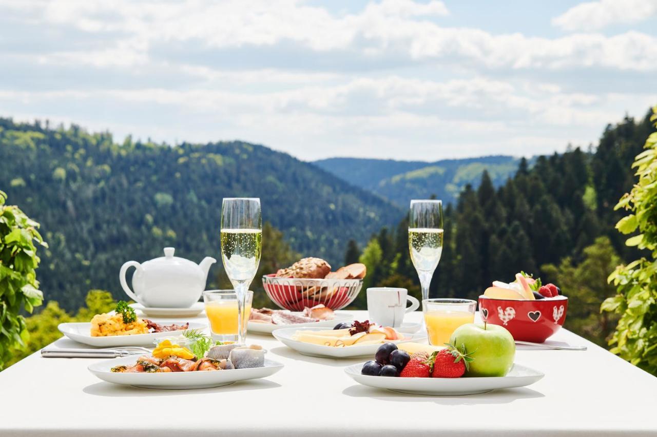 Hotel Kronelamm Im Schwarzwald Бад-Тайнах-Цавельштайн Экстерьер фото