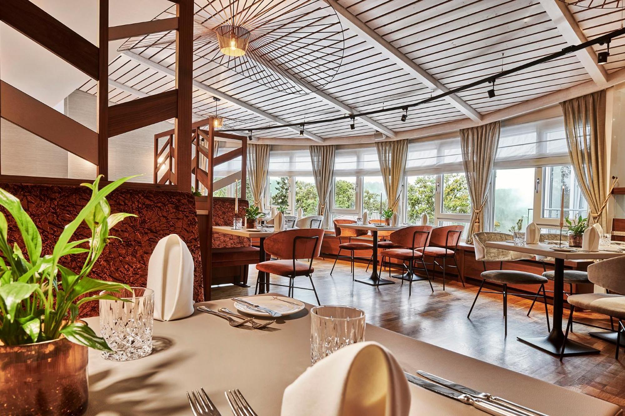 Hotel Kronelamm Im Schwarzwald Бад-Тайнах-Цавельштайн Экстерьер фото