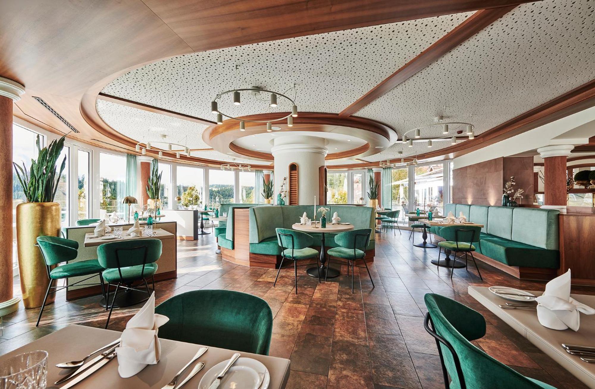 Hotel Kronelamm Im Schwarzwald Бад-Тайнах-Цавельштайн Экстерьер фото